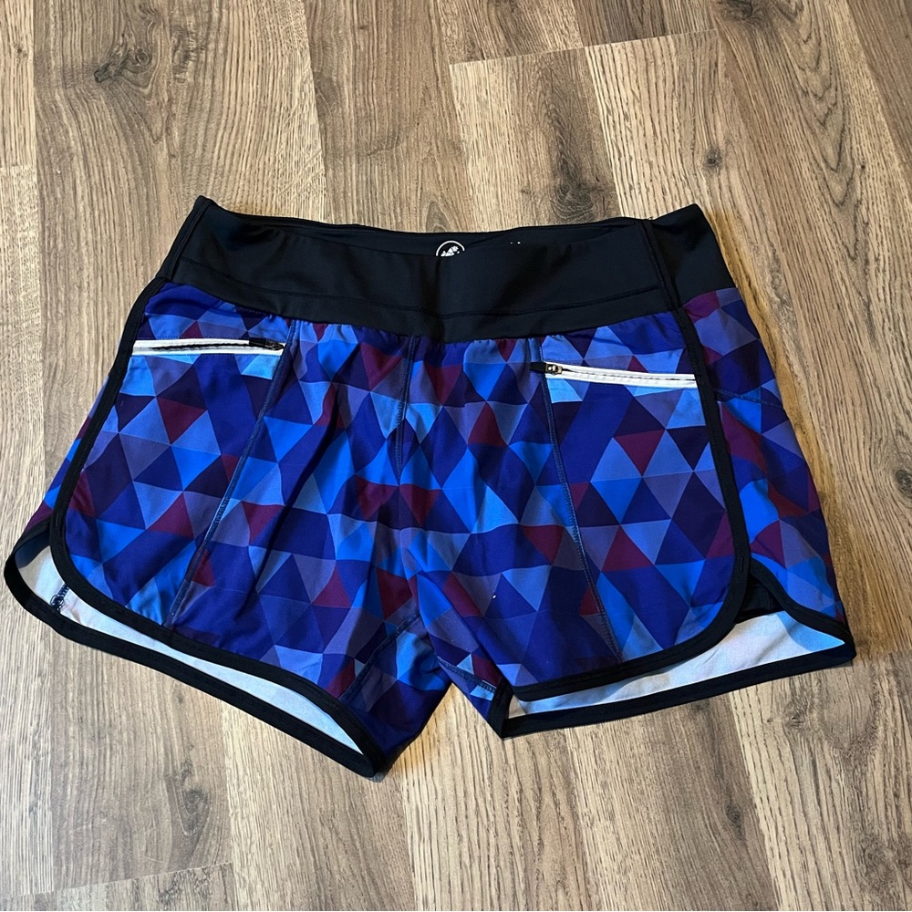 BELCORVA W Shorts